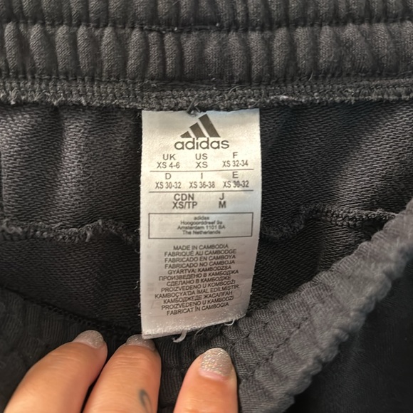 Adidas sweat pants - Picture 3 of 5